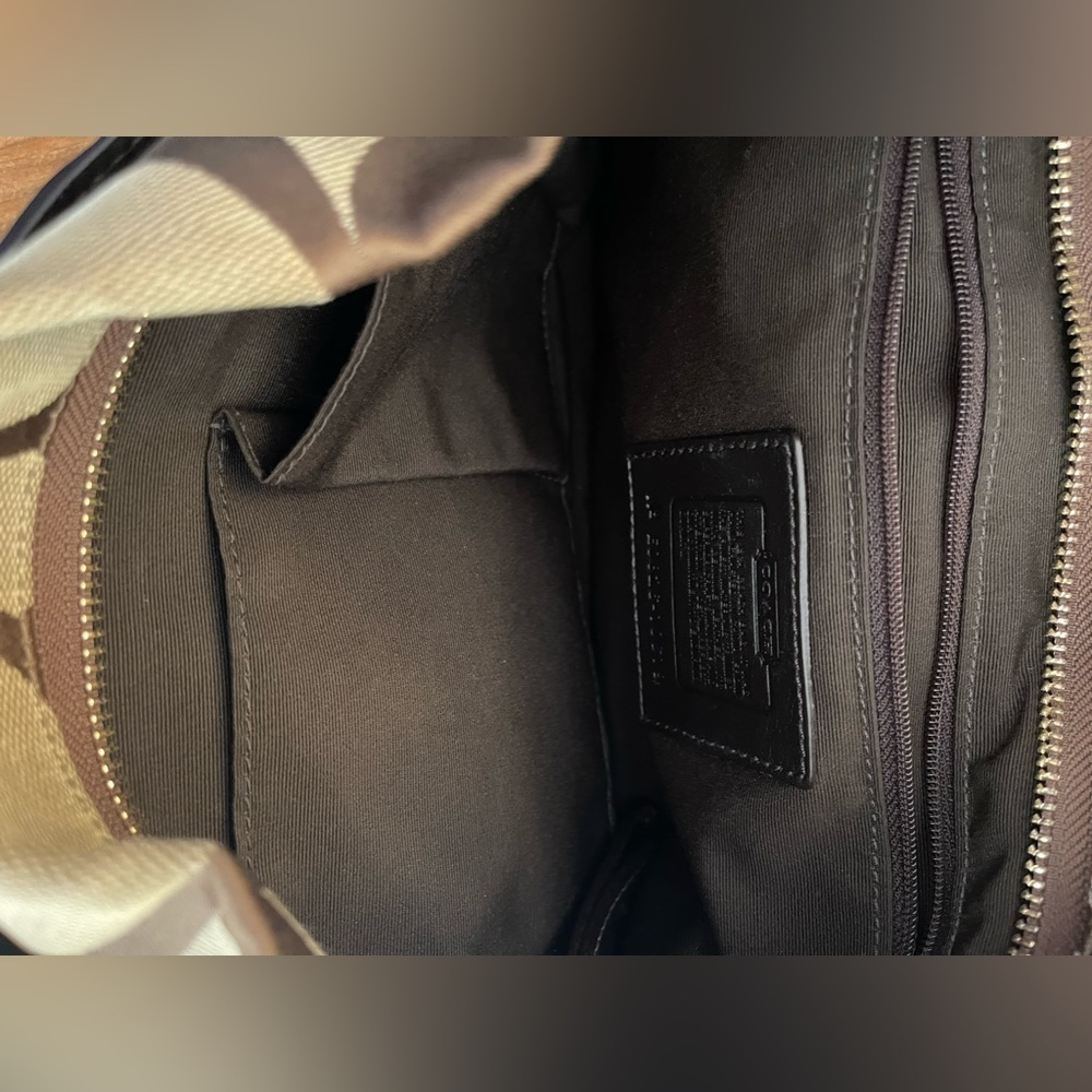 Coach Shoulder Bag - Picture 2 of 7